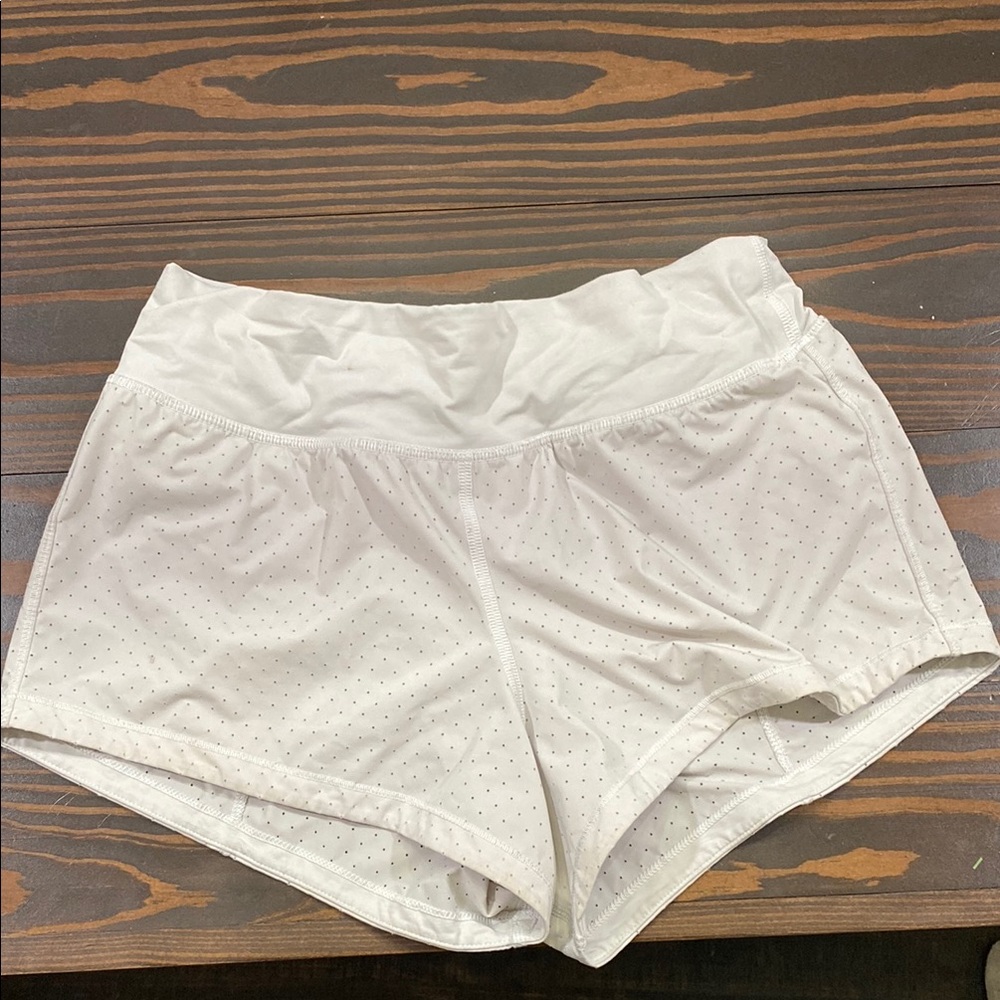 Lululemon White athletic shorts 2.5” inseam